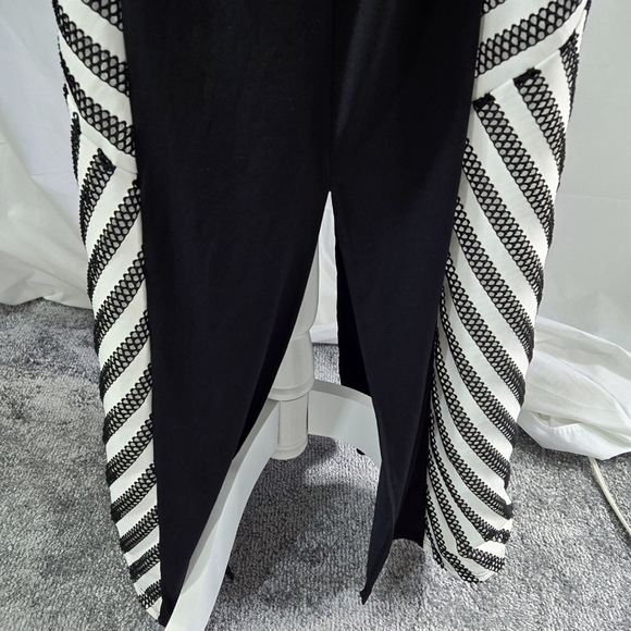 Chico's Black White Knit Kit Textured Diagonal Stripe Maxi Dress Sleeveless - Picture 5 of 9